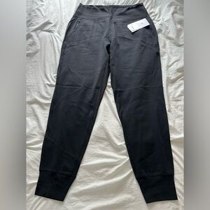 Athleta Venice Jogger in Black